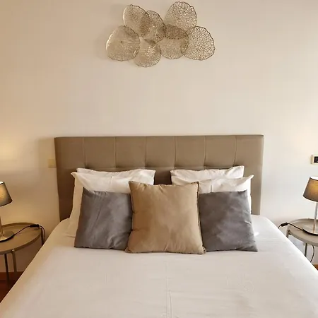 Riverside Tranquility Apartment Lisbon